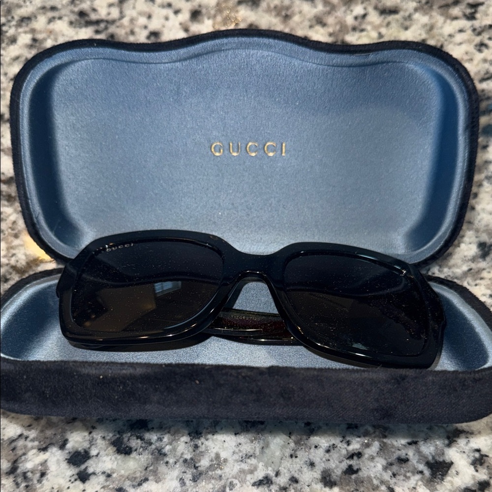 Gucci Black Square Oversized Sunglasses